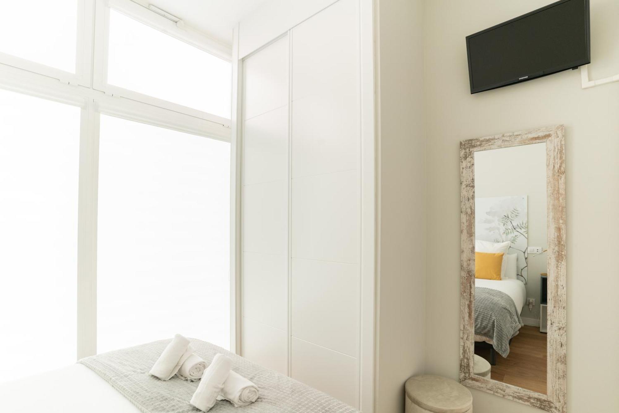Bright And Airy 2 Bedroom Apartment In مدريد المظهر الخارجي الصورة